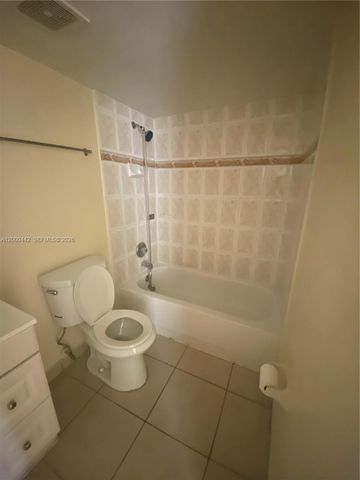606 W 81st St 307, Hialeah, FL 33014
