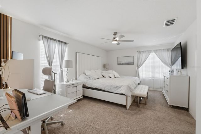 6825 WILSON HAMMOCK AVENUE, Groveland, FL 34736
