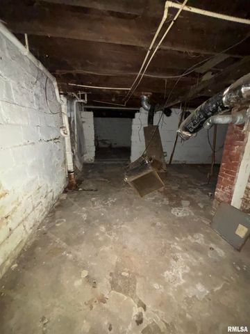 515 S MARY Street, Peoria, IL 61603