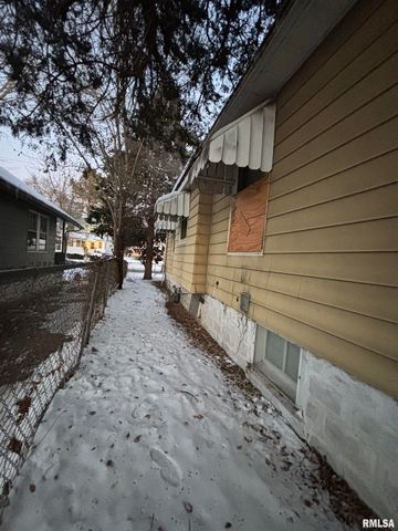 515 S MARY Street, Peoria, IL 61603