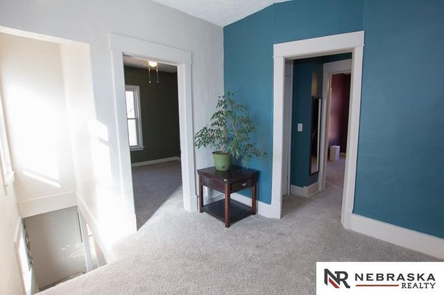 4611 Madison Avenue, Lincoln, NE 68504