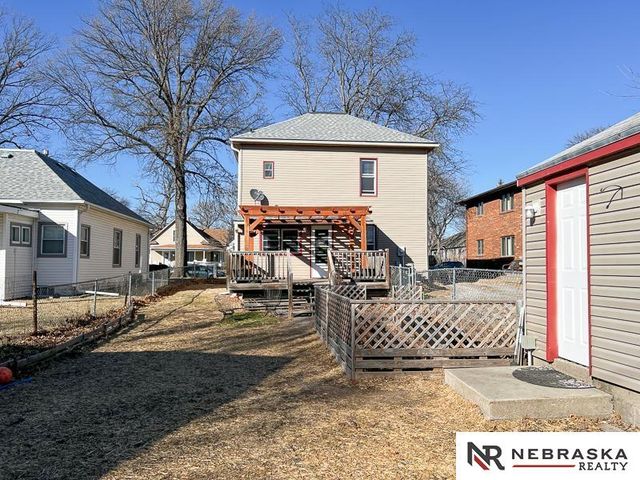 4611 Madison Avenue, Lincoln, NE 68504