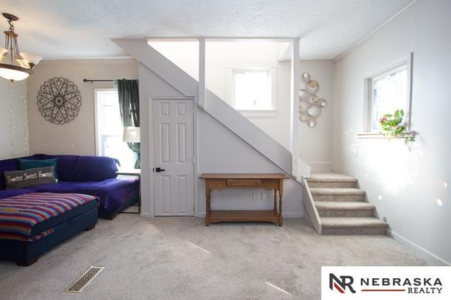 4611 Madison Avenue, Lincoln, NE 68504