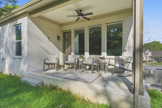 383 Arrow Ct, Hendersonville, TN 37075