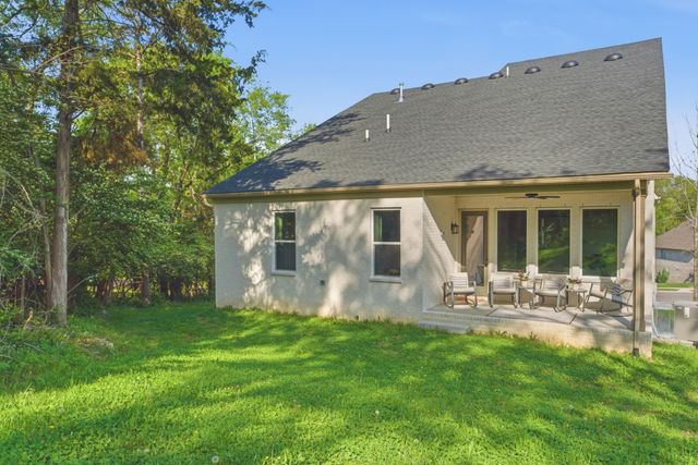 383 Arrow Ct, Hendersonville, TN 37075