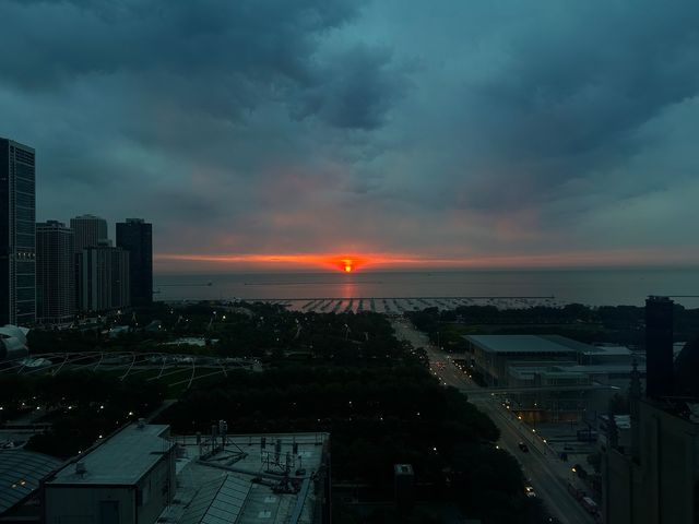 60 E Monroe Street 2001, Chicago, IL 60603