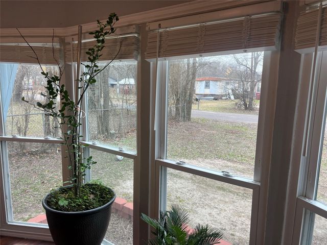 1012 Redoak Drive, West Tawakoni, TX 75474