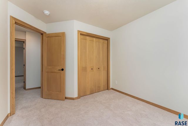 1225 Poplar Ave Avenue, Tea, SD 57064