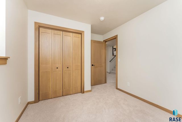 1225 Poplar Ave Avenue, Tea, SD 57064