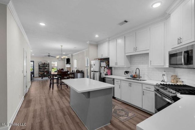 817 Long Leaf Circle, Brandon, MS 39042