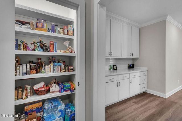 817 Long Leaf Circle, Brandon, MS 39042