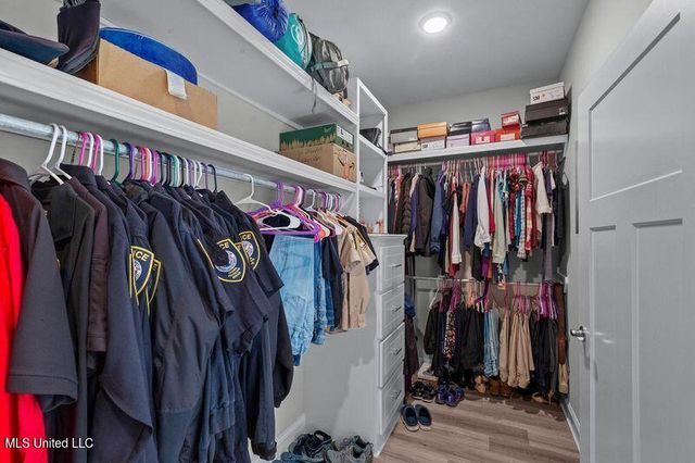 817 Long Leaf Circle, Brandon, MS 39042