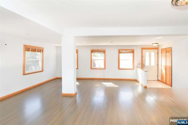 93 Copley Avenue, Teaneck, NJ 07666