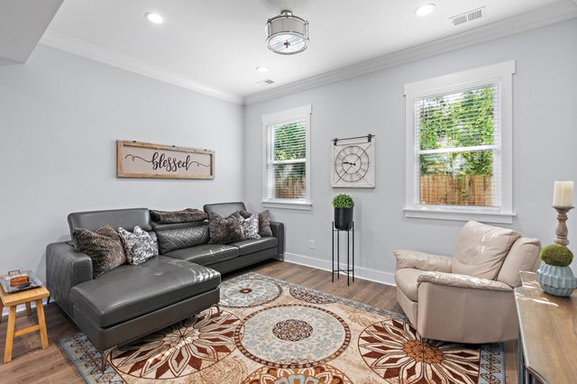 101 Lyle Ln, Nashville, TN 37210