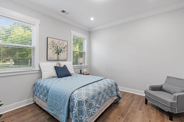 101 Lyle Ln, Nashville, TN 37210