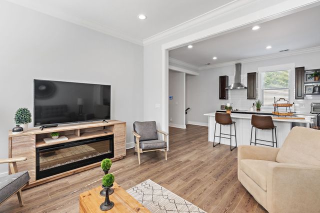 101 Lyle Ln, Nashville, TN 37210