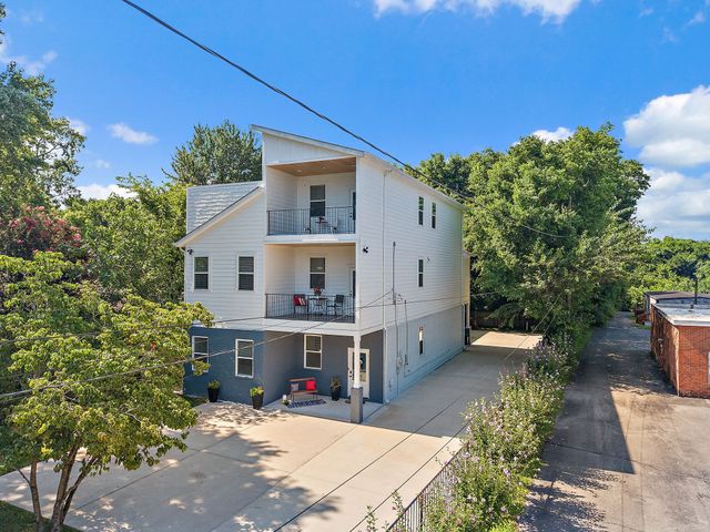 101 Lyle Ln, Nashville, TN 37210