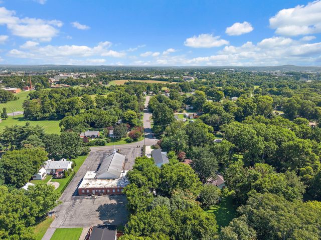 101 Lyle Ln, Nashville, TN 37210