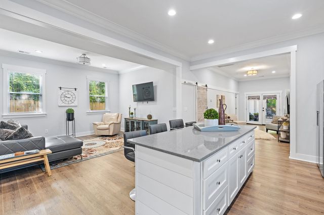 101 Lyle Ln, Nashville, TN 37210