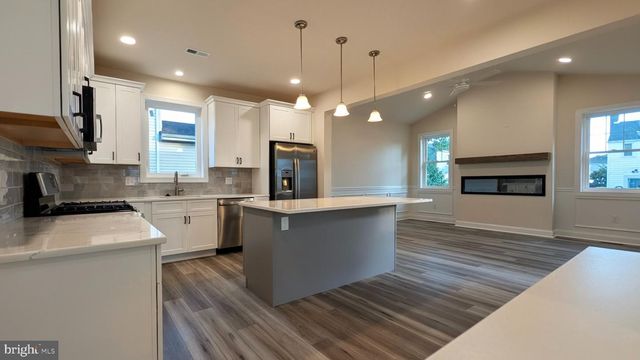 425 RUTLEDGE AVE, Folsom, PA 19033