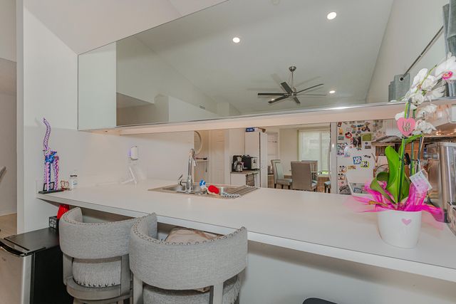 4 Verwood Way, Boynton Beach, FL 33426