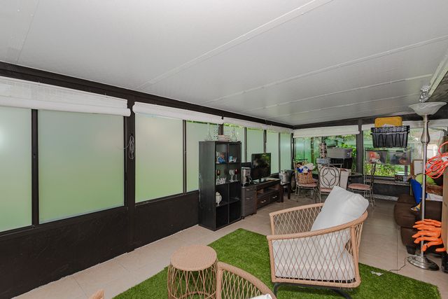 4 Verwood Way, Boynton Beach, FL 33426