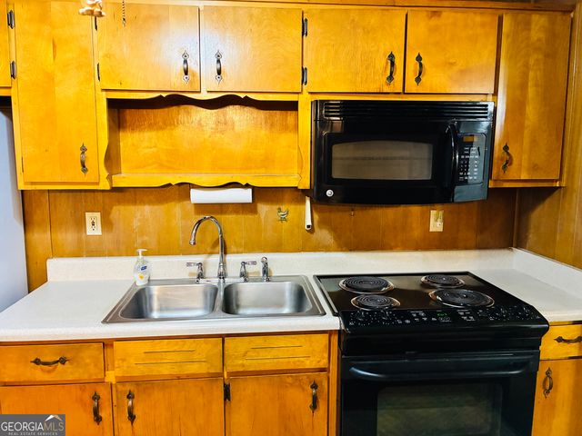 6795 Tralee Drive, Lithia Springs, GA 30122