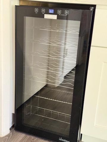 7117 71st Way, West Palm Beach, FL 33407