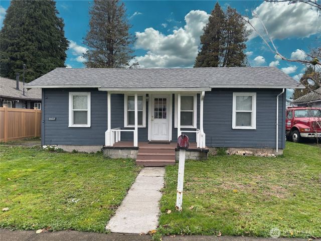 3102 Garfield Street, Longview, WA 98632
