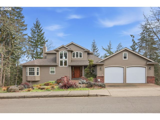 453 DELLWOOD Dr, Eugene, OR 97405