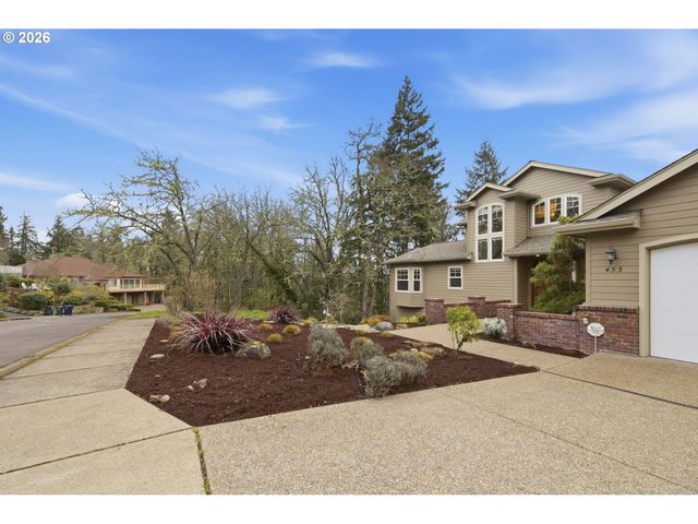 453 DELLWOOD Dr, Eugene, OR 97405