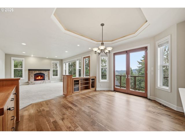 453 DELLWOOD Dr, Eugene, OR 97405