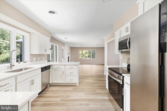 756 BROOKNEIL DR, Winchester, VA 22602