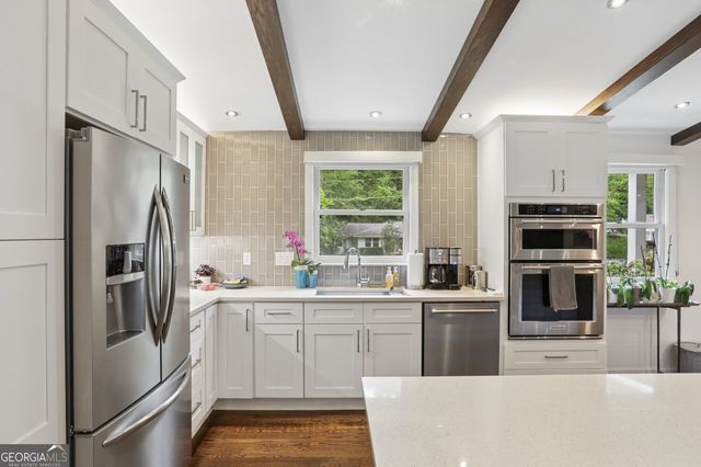 1423 Brook Valley Lane NE, Atlanta, GA 30324