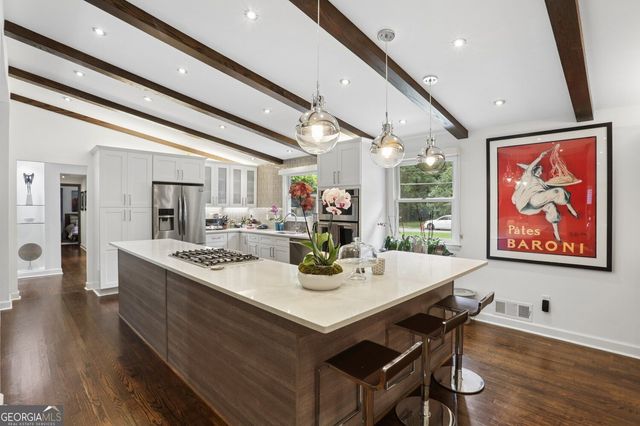 1423 Brook Valley Lane NE, Atlanta, GA 30324