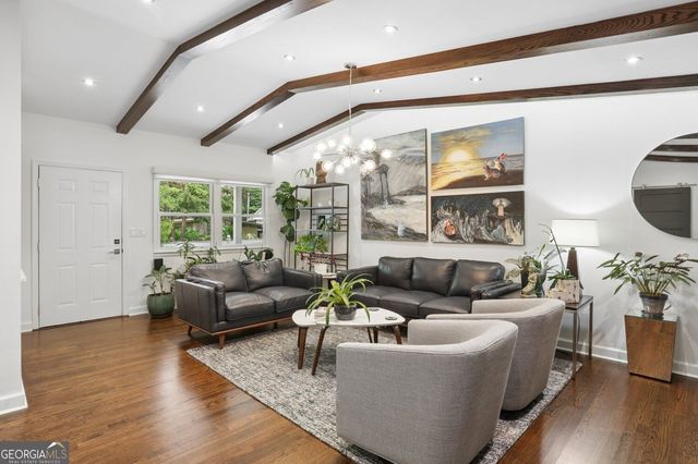 1423 Brook Valley Lane NE, Atlanta, GA 30324