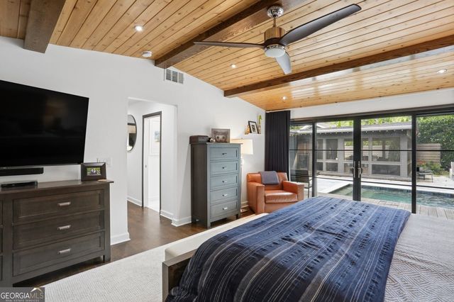 1423 Brook Valley Lane NE, Atlanta, GA 30324