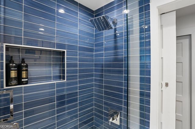 1423 Brook Valley Lane NE, Atlanta, GA 30324
