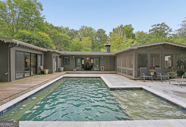 1423 Brook Valley Lane NE, Atlanta, GA 30324