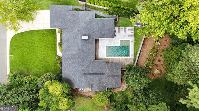 1423 Brook Valley Lane NE, Atlanta, GA 30324