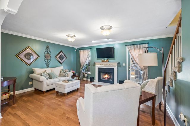 2040 Mays Chapel Rd, Mount Juliet, TN 37122