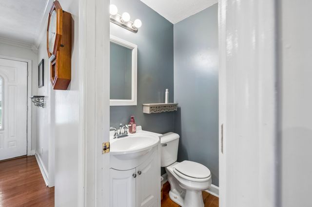 2040 Mays Chapel Rd, Mount Juliet, TN 37122