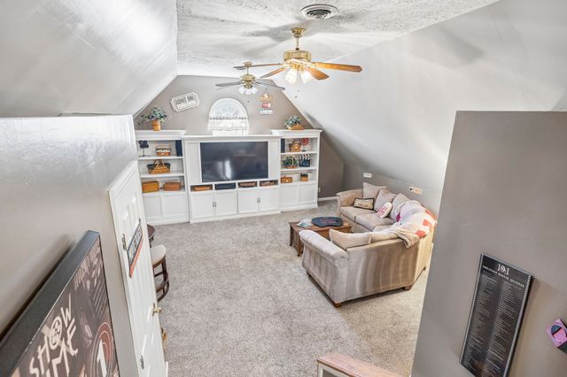 2040 Mays Chapel Rd, Mount Juliet, TN 37122