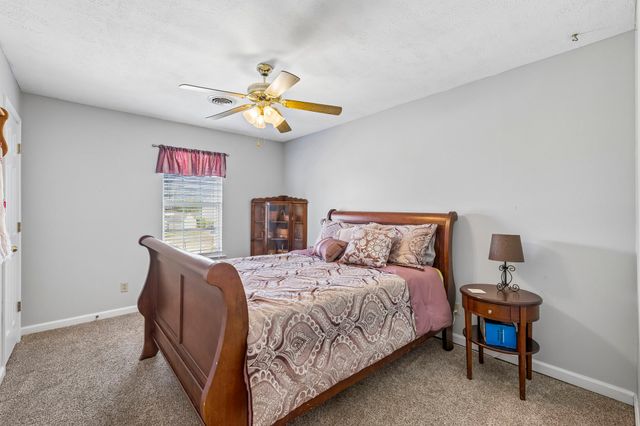 2040 Mays Chapel Rd, Mount Juliet, TN 37122