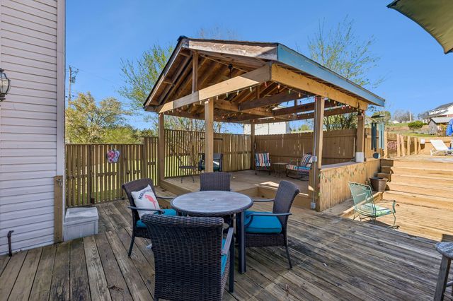 2040 Mays Chapel Rd, Mount Juliet, TN 37122