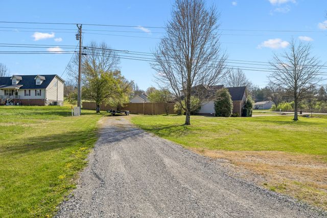 2040 Mays Chapel Rd, Mount Juliet, TN 37122