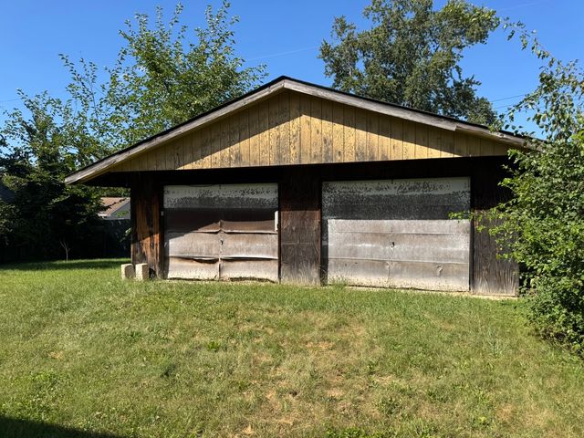 1020 Highland Avenue, Lockport, IL 60441