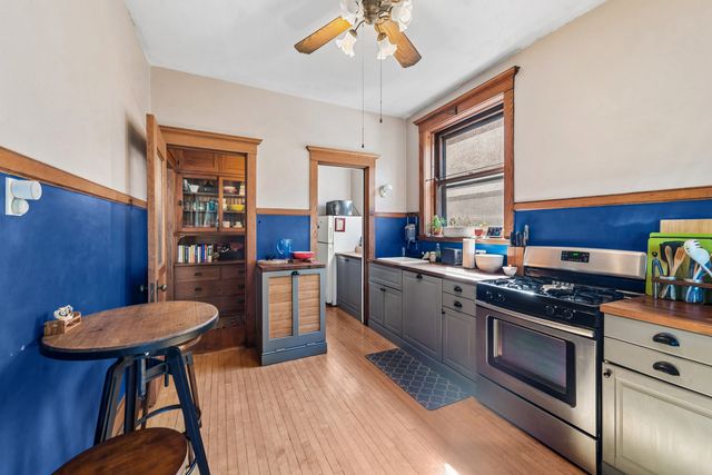 1314 W Carmen Avenue, Chicago, IL 60640