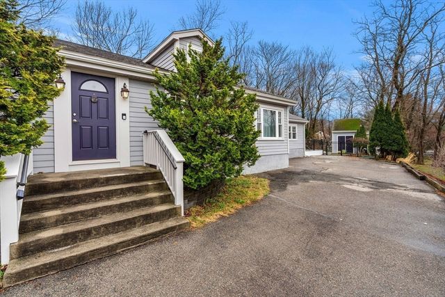 11 Ridge Street, Winchester, MA 01890