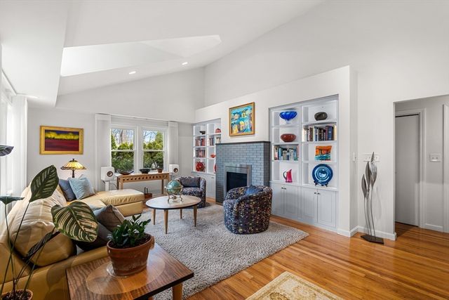 11 Ridge Street, Winchester, MA 01890